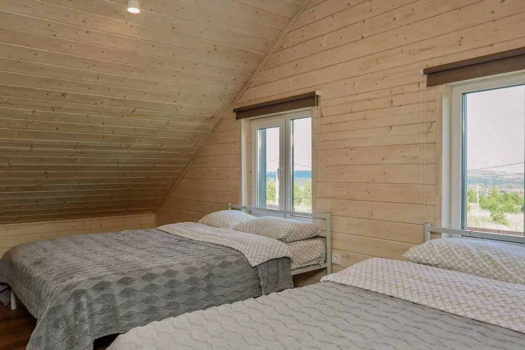 Уютно Ижевск. Барн-Хаус возле горнолыжного курорта Чекерил