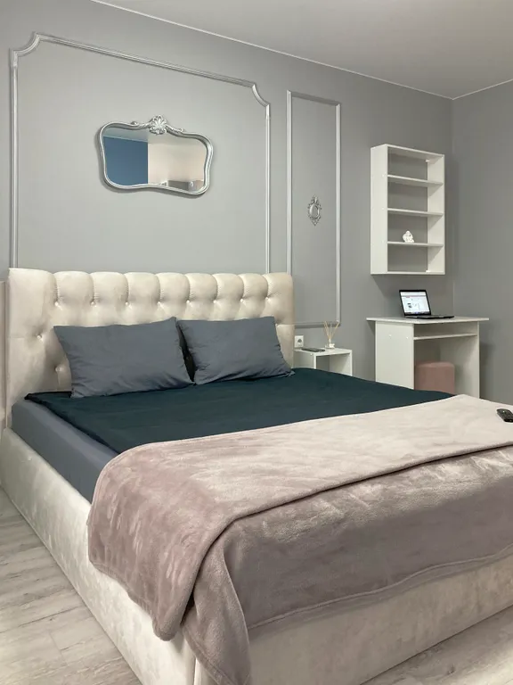 Уютная студия с большой панорамной лоджией