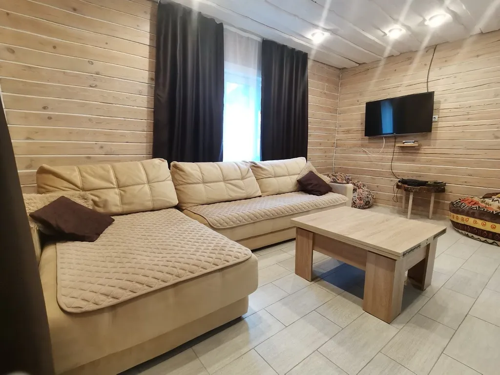 Новый уютный дом из профилированного бруса в кедровом лесу