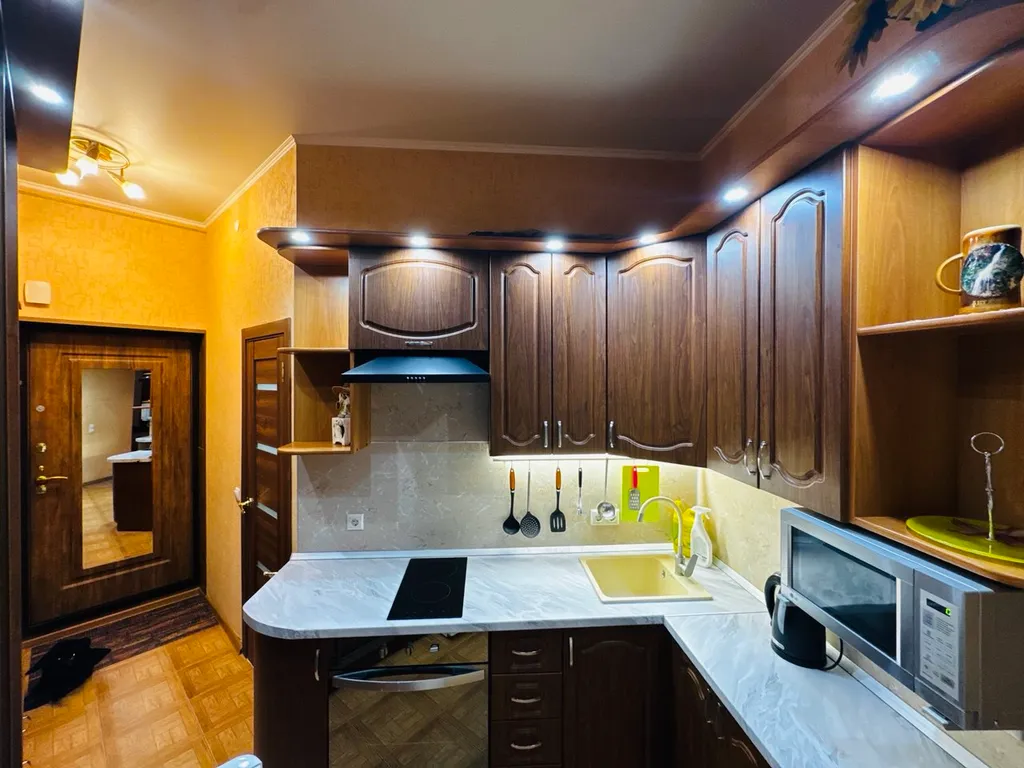 Стильная двухкомнатная квартира в центре города, рядом дворец спорта