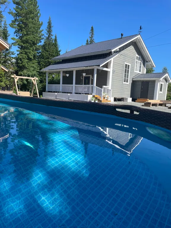 Гостевой дом Добрый Филин с большим летним бассейном и кондиционерами