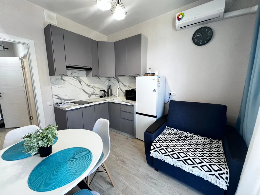 290 Однушка с бассейном на 5 человек