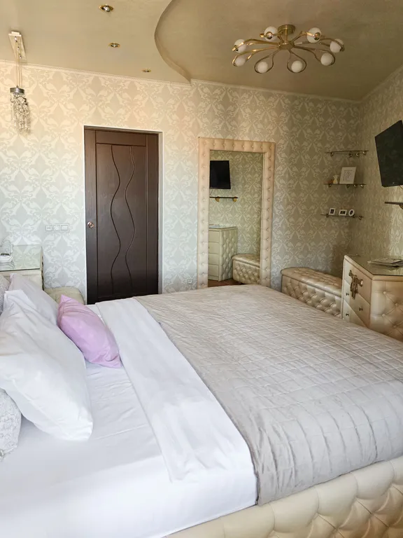 Квартира Gold Fish на Орджоникидзе