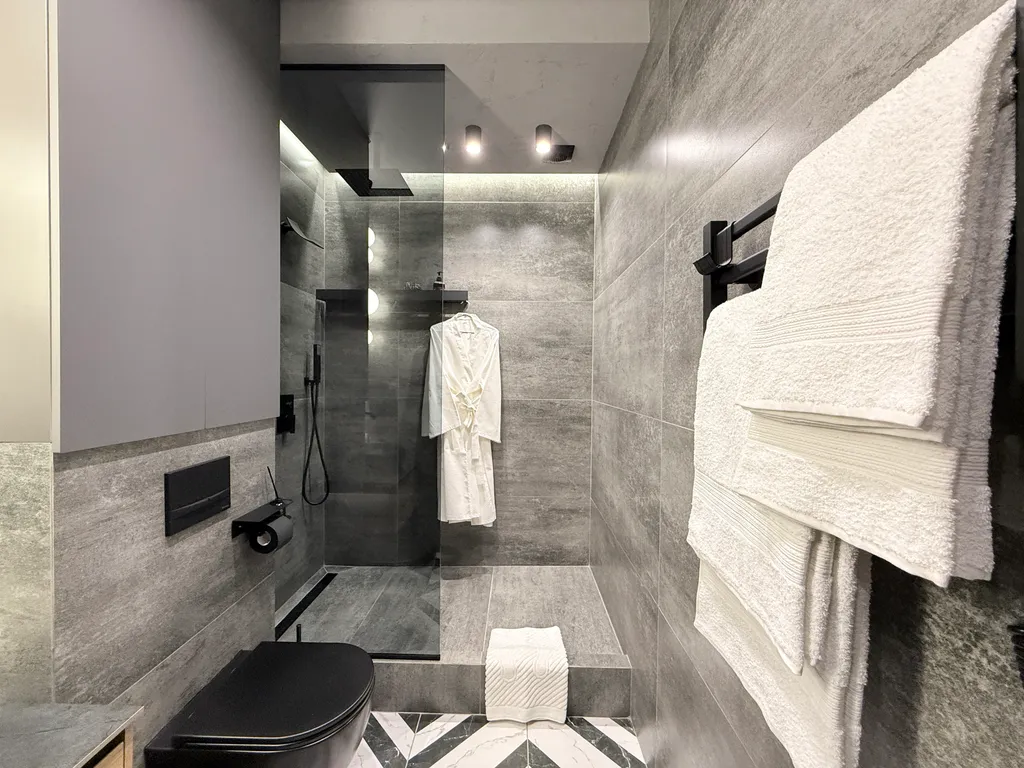 Эксклюзивный дизайнерский ремонт с элементами ручной работы