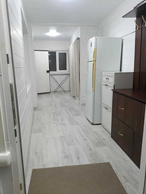 Квартира с тенистым мини двориком