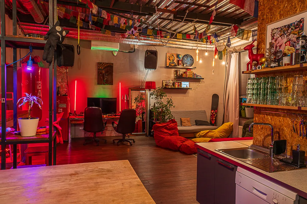 Стильный лофт - апартаменты, можно шуметь 24/7, супер звук