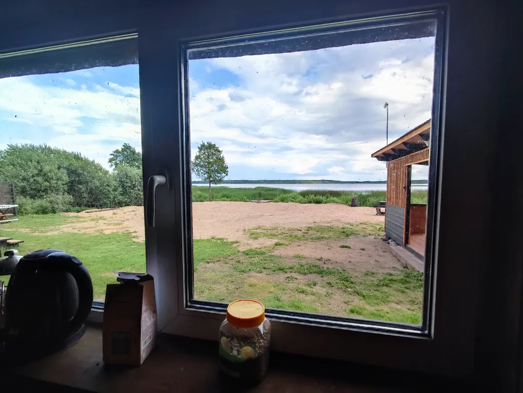 Коттедж на берегу озера