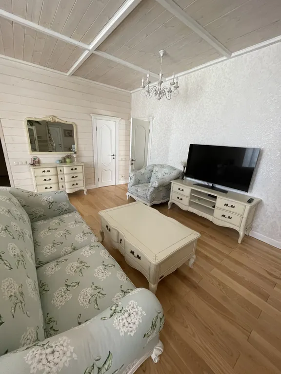 Двухуровневые апартаменты Прованс на круче