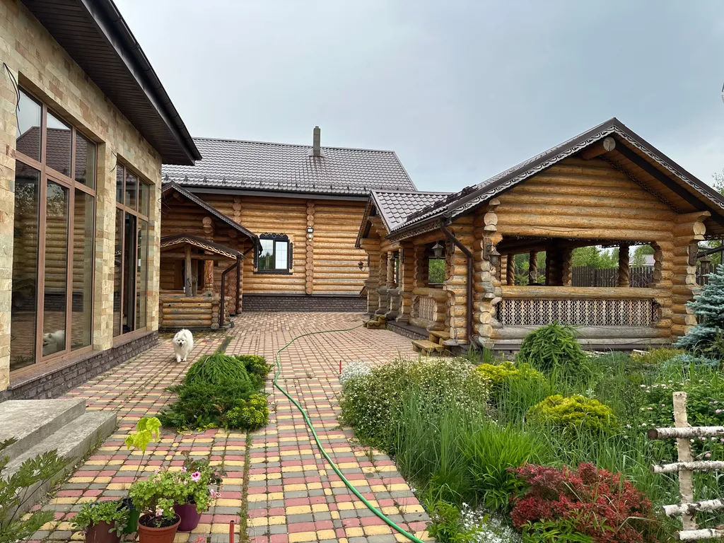 Дом-баня в деревенском стиле