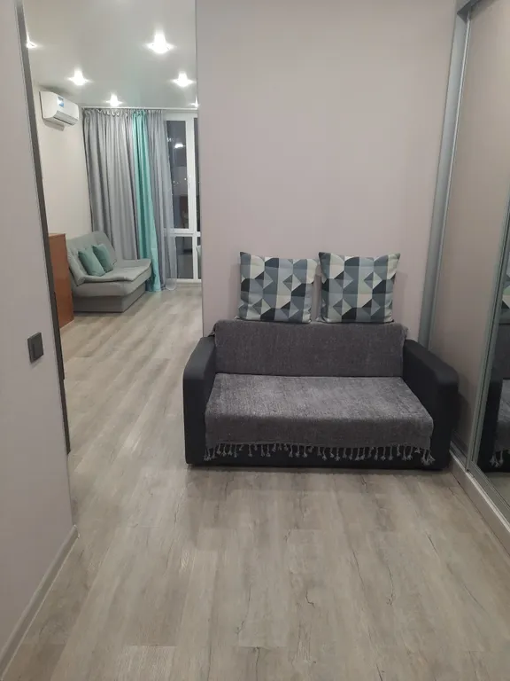 Уютнаю дизайнерская квартира со всеми удобствами в новом доме