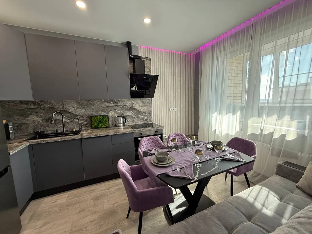 Квартира в 5 минутах пешком до Парка облаков. Парк Галицкого