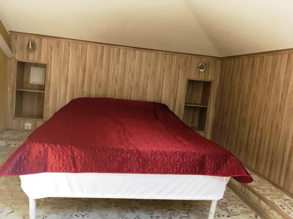 Трехкомнатная квартира на мансарде в 100 метрах от моря