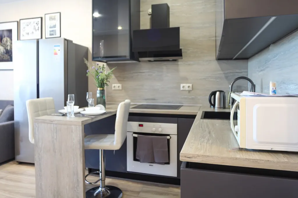 Квартира 2- комнатная с дизайнерским ремонтом