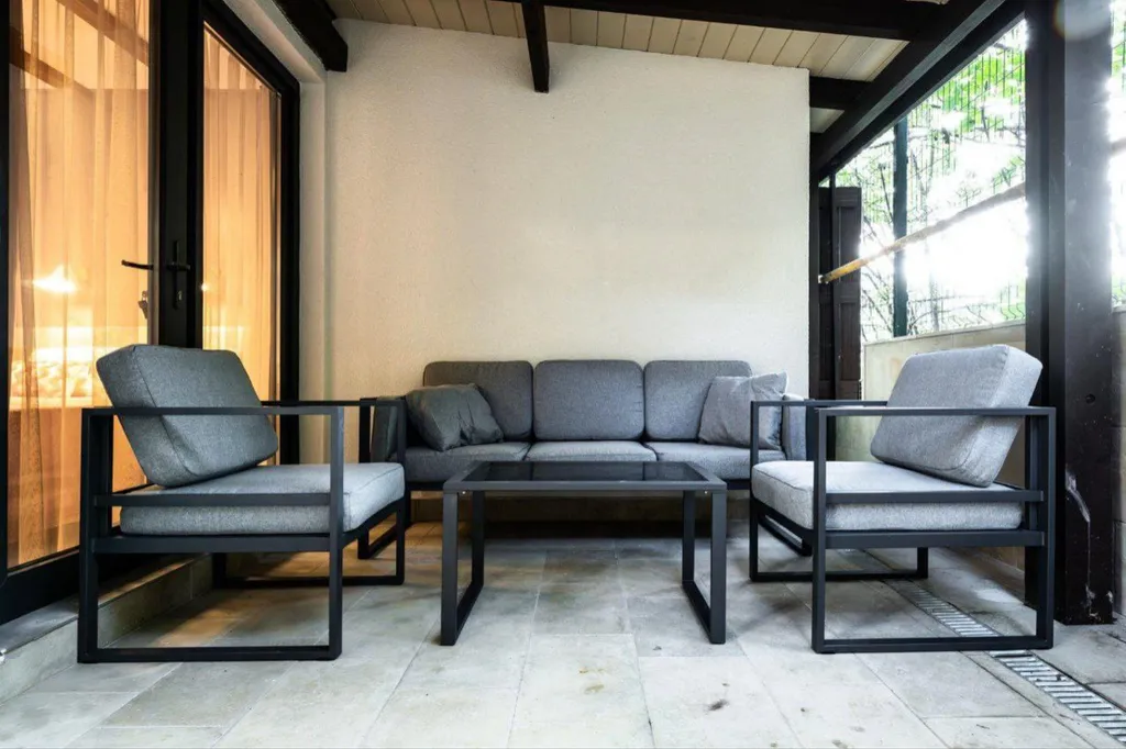 Апартаменты Хьюго, уединенная терраса в лесу