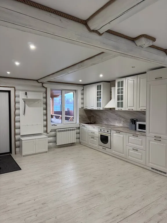 Деревянный дом с баней