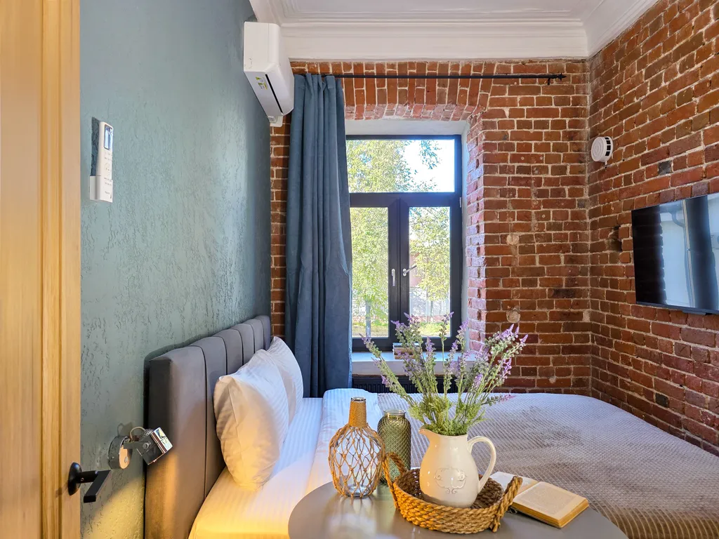 Особенный номер в бутик апарт-отеле Дом с гаргульями