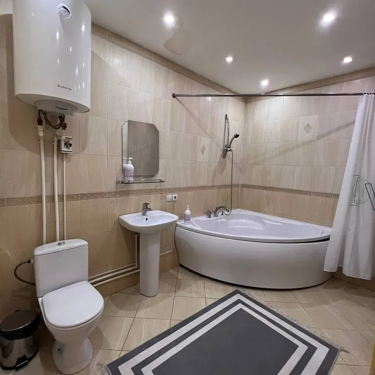 Замечательная 4-комнатная квартира