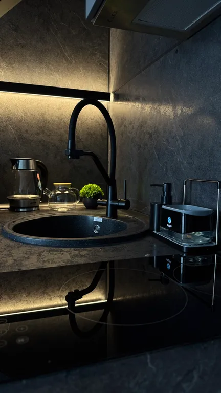 Квартира Квартира Дизайнерская студия со вторым этажом — Шушары