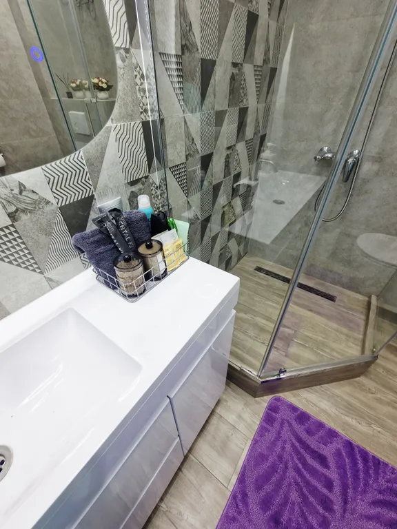 Новая красивая уютная двухкомнатная квартира