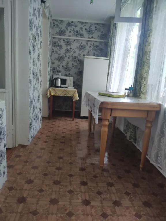 Квартира Тихая двухкомнатная квартира на 1 этаже — Лабинск