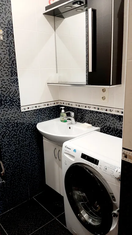 Уютная квартира в центре города с видом на море