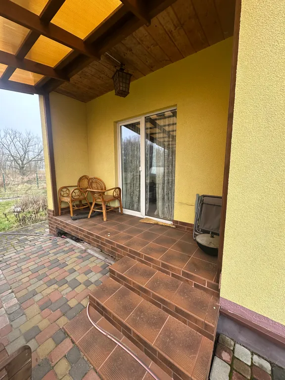 Двухэтажный гоcтeвой дoм в живoписном местe