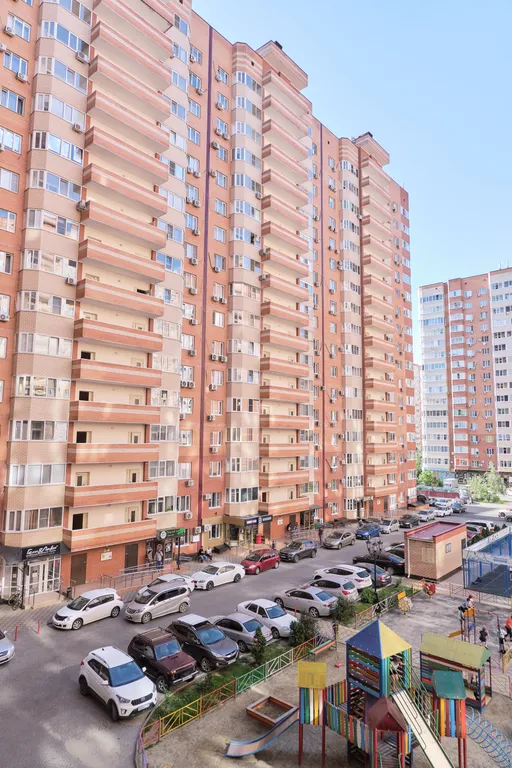 Квартира с видом на стадион