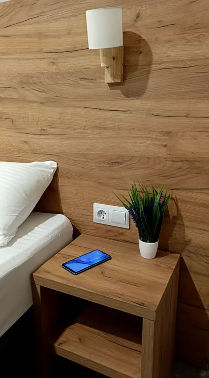 Трехместный номер с выходом во двор