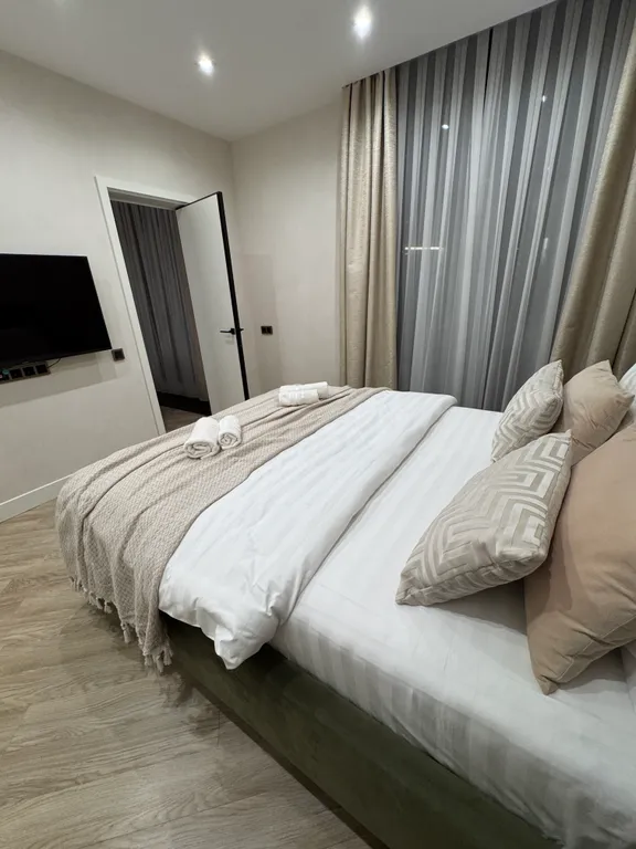 Гранд Престиж апарты с 3 отдельными спальнями и навесной маркизой