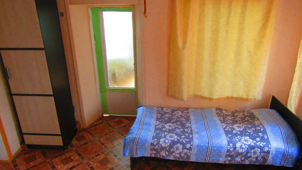 Дом с тремя спальнями и большой солнечной верандой