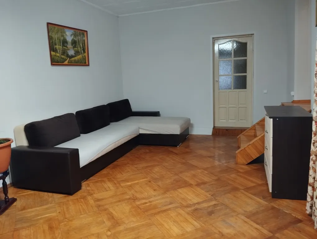 Дом в 4 км от ЖД вокзала