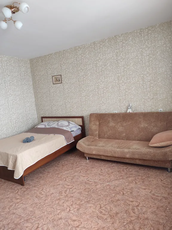 Уютная квартира в новом доме — аренда посуточно в Омск