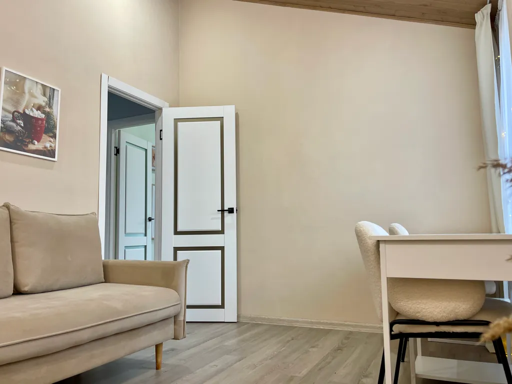 Вместительный уютный дом с камином, русской баней и банным чаном