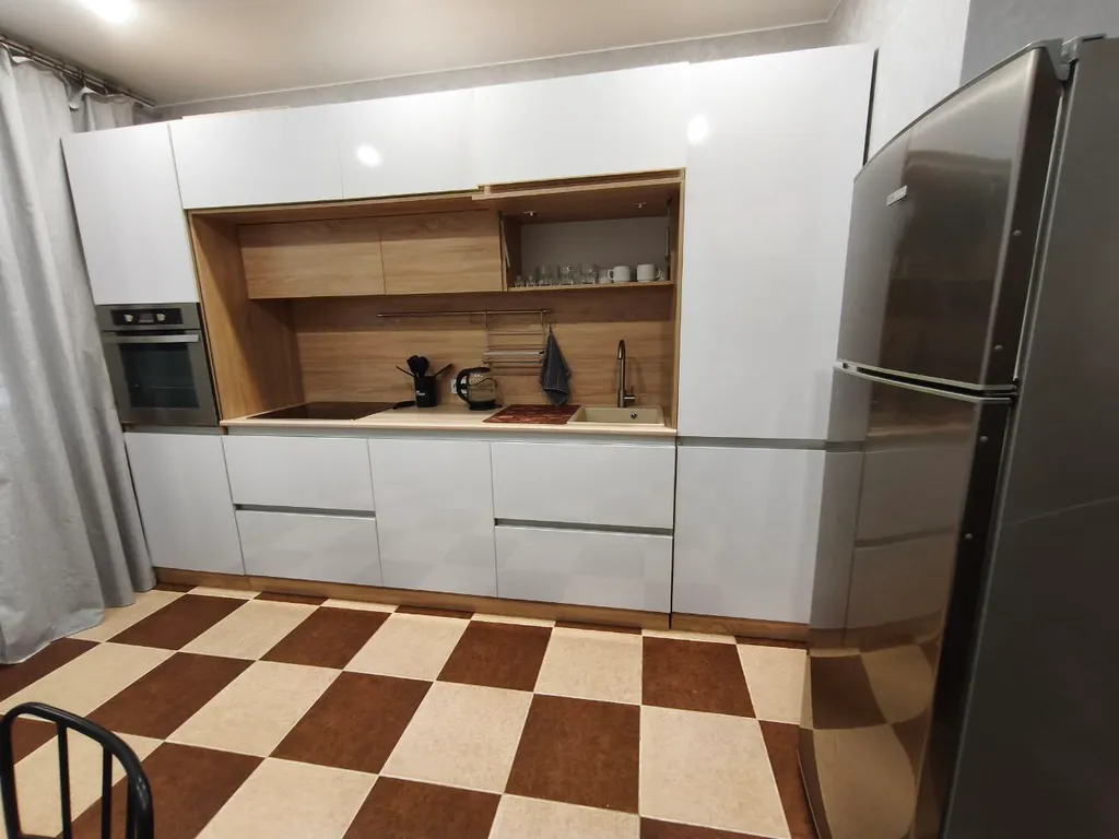 Двушка рядом с Крокусом