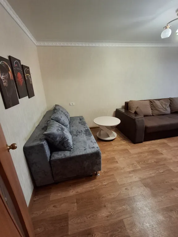 Двухкомнатная квартира близ Арены