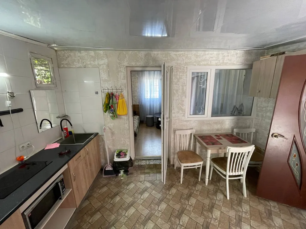 Уютный домик у моря