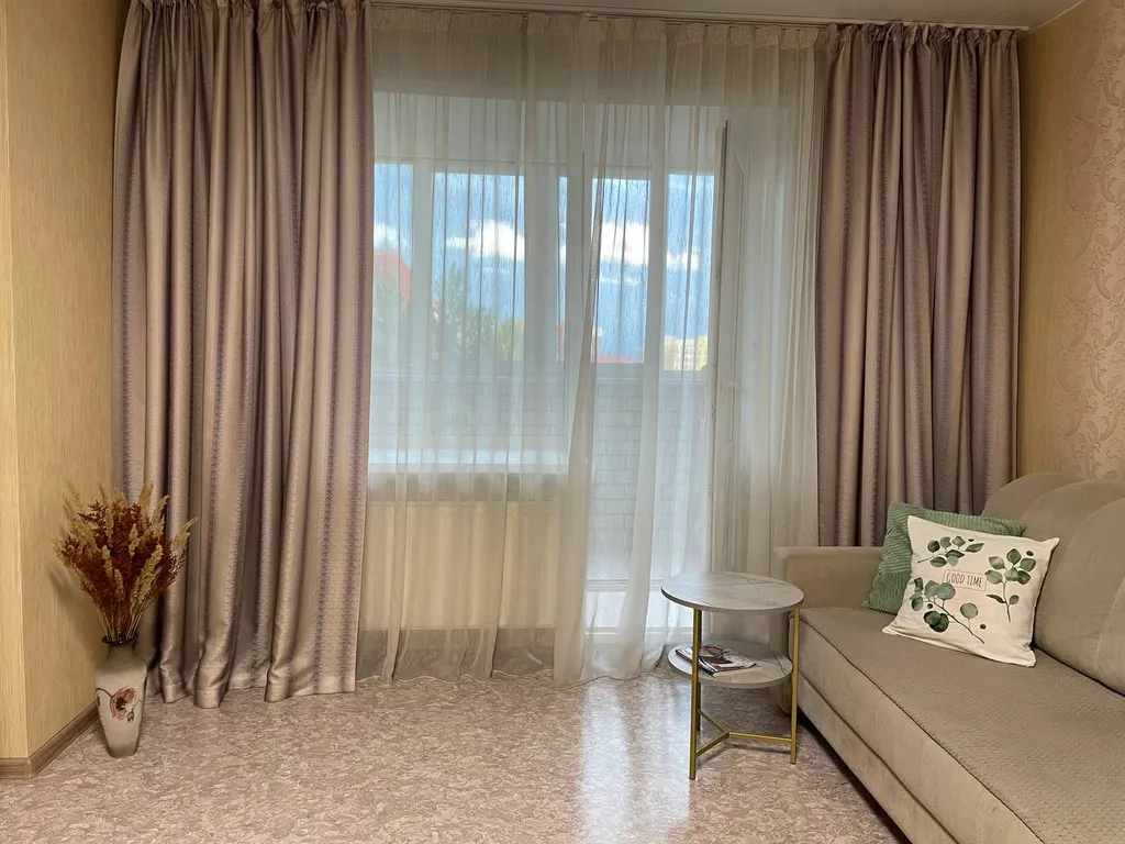 Квартира Просторная и уютная квартира ТЦ galaxy — Барнаул