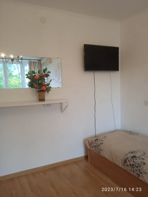 Уютная, чистенькая квартира с видом на море и горы