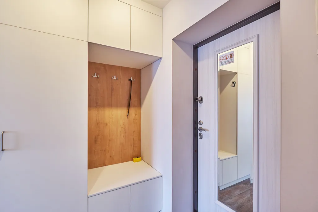 Светлая студия у НИИ Онкологии и Лагерного сада