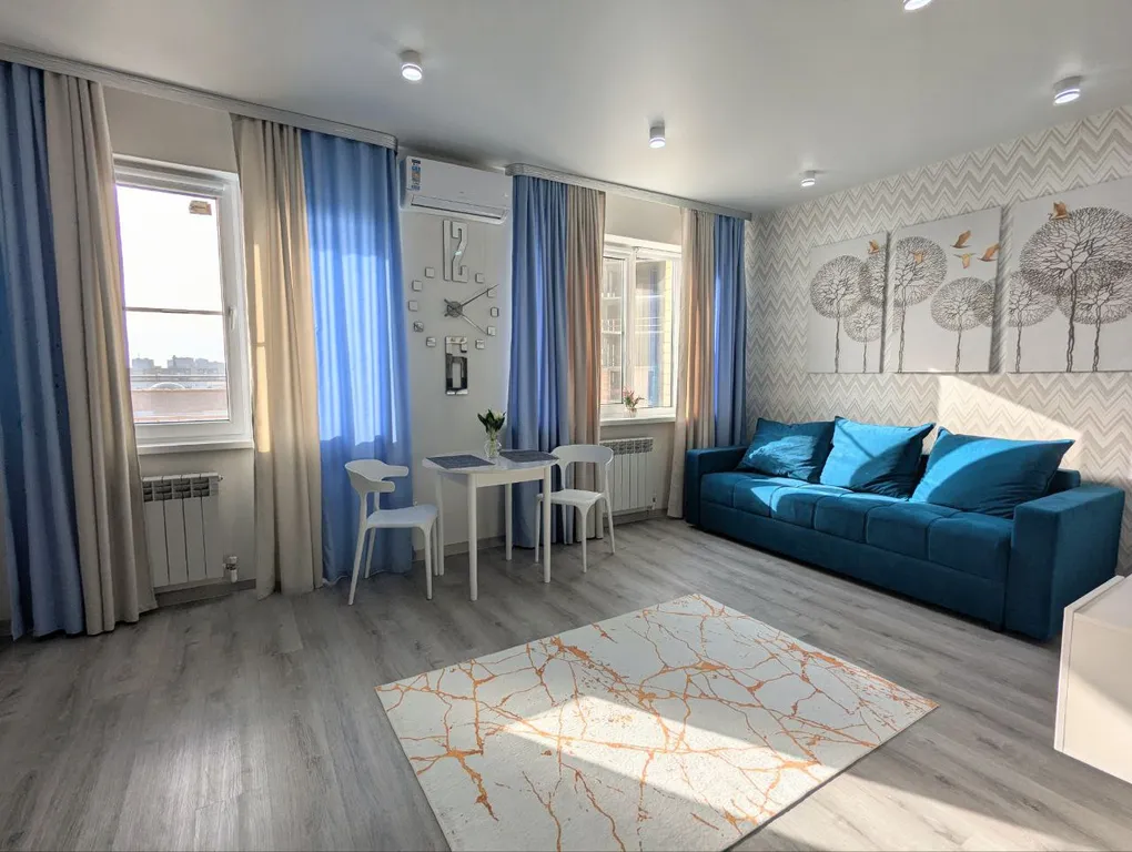 Евро-квартира с современным ремонтом, 5 минут пешком до Кремля — аренда посуточно в Астрахань