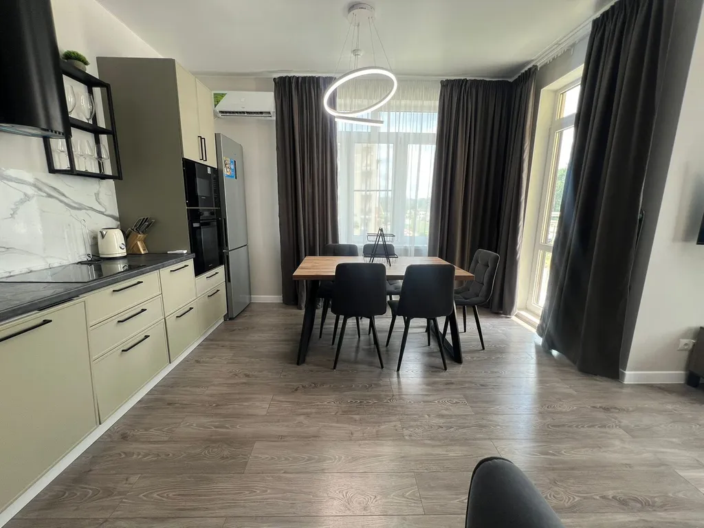 263 Евротрешка с бассейном на 7 человек