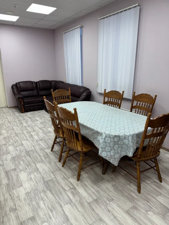 Комната с кухней-гостиной и сауной