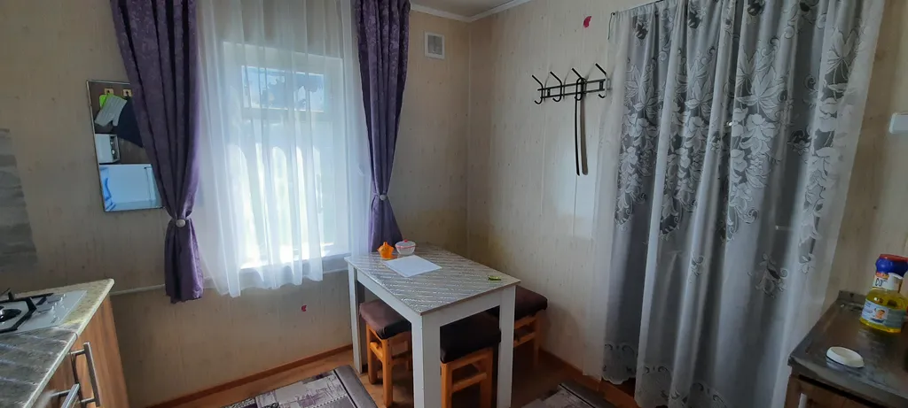 Домик на 4 чел со своей кухней и сан узлом