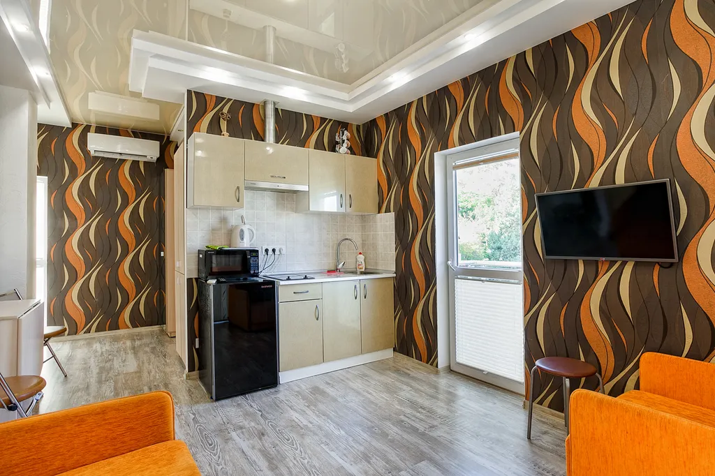 Видовая уютная студия с двумя балконами под горой Кошка