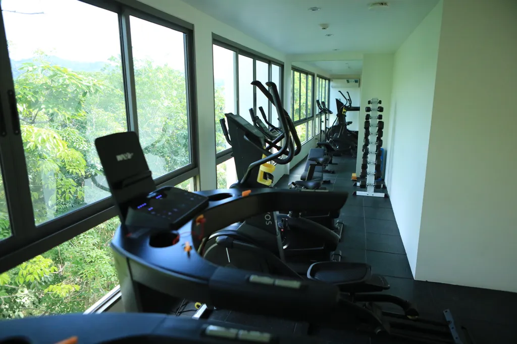 Новая квартира с двумя спальнями и бассейном у моря, пляж Камала