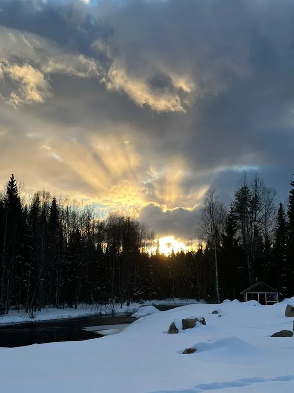 Дом у реки с сауной