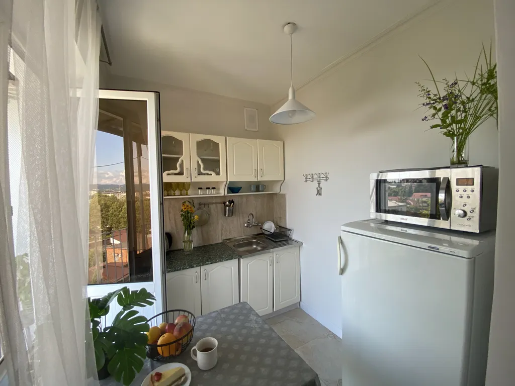 Солнечная, видовая квартира в центре