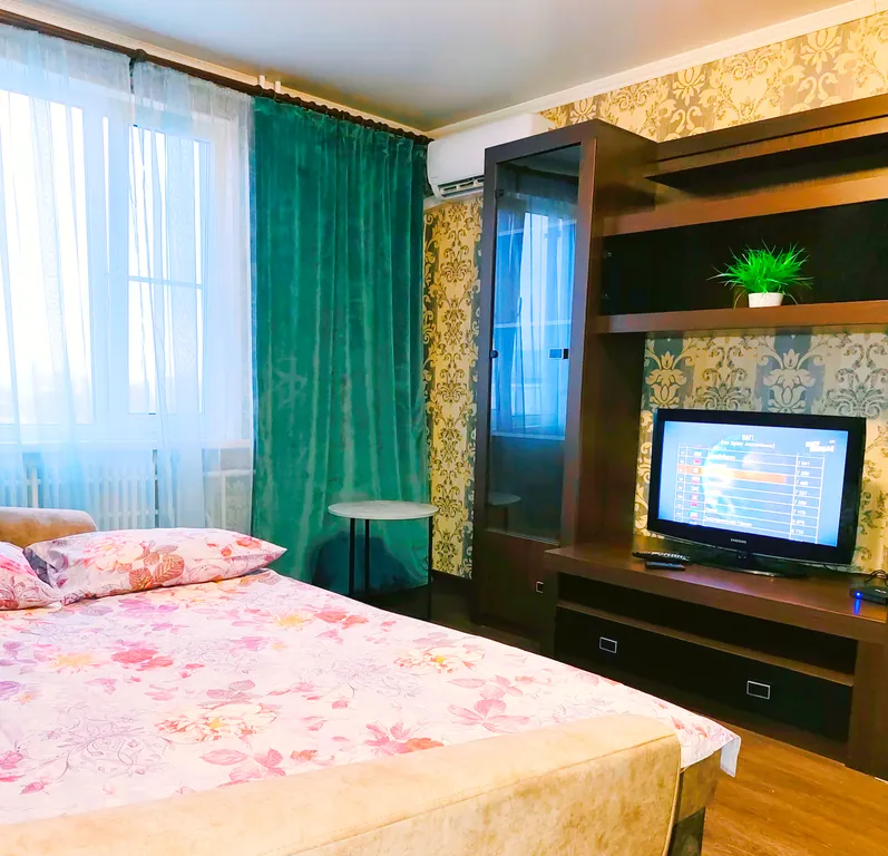 Уютная квартира в спальном районе — аренда посуточно в Воронеж