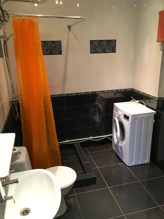 Коттедж 4-комнатный Дом — Луга