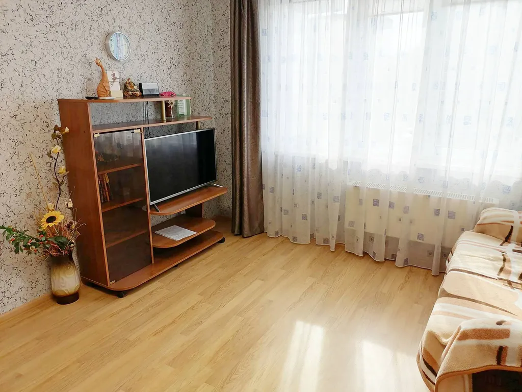 Квартира Современные стильные апартаменты — Тихвин